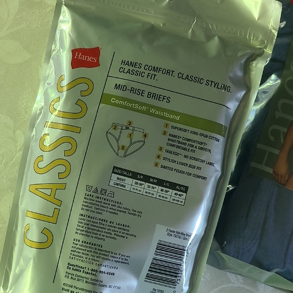 Hanes Men's Mid-Rise Briefs 2-Pack - Black,  Blue, Gray Mixed (4 Packs Total) - Picture 4 of 4